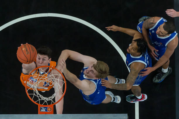 阿布纳出生 阿布纳出生